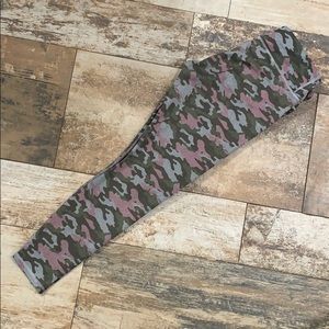 Pink camo leggings